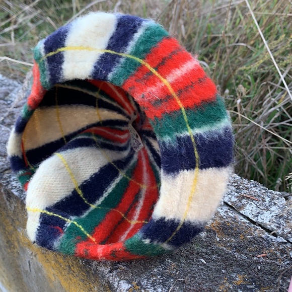 Antique 1960’s Dress Stewart Scotland Tartan Multicolor Wool Cap luxurious Hat - Picture 9 of 10